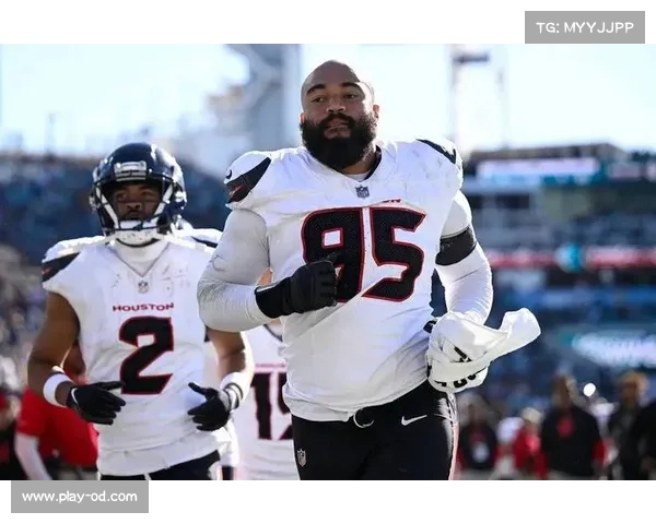 NFL历史上最伟大的四分卫评选与传奇球员盘点 NFL历史上最伟大的四分卫评选与传奇球员盘点